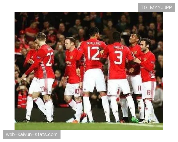 曼联防守漏洞持续显现：对后续赛程稳定性造成影响