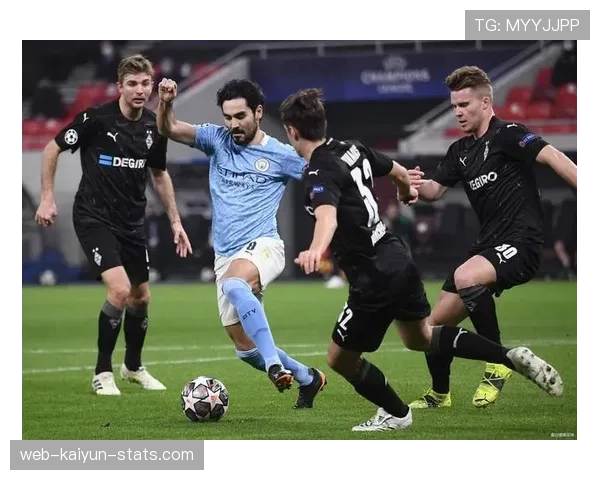 曼城进攻聚焦中路，边路隐患逐步显现影响攻防平衡