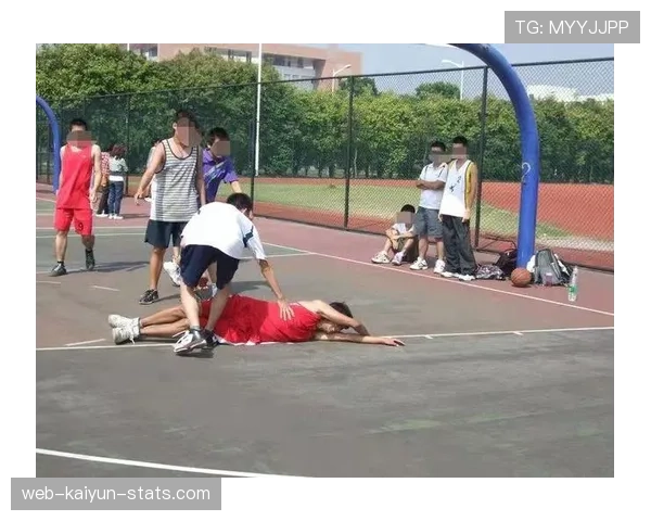 篮球比赛中各队犯规次数限制规则解读与罚则说明